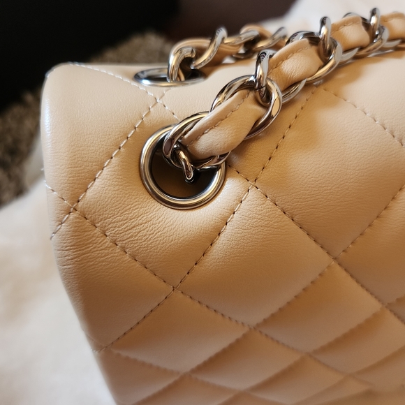 Chanel beige classic/timeless 30cm bag - Picture 11 of 13